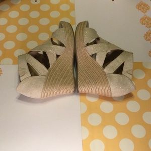 A new day wedges